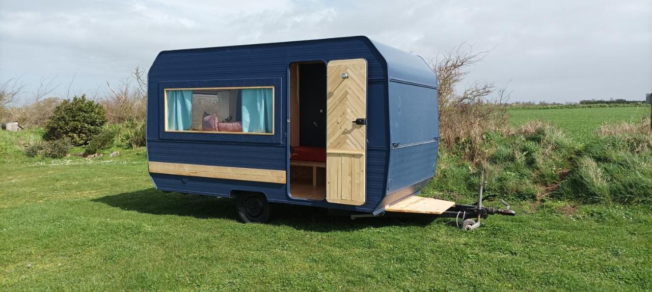 Camping Les Ronds Duval Face Aux Iles Anglo-Normandes Les Moitiers-d'Allonne Εξωτερικό φωτογραφία