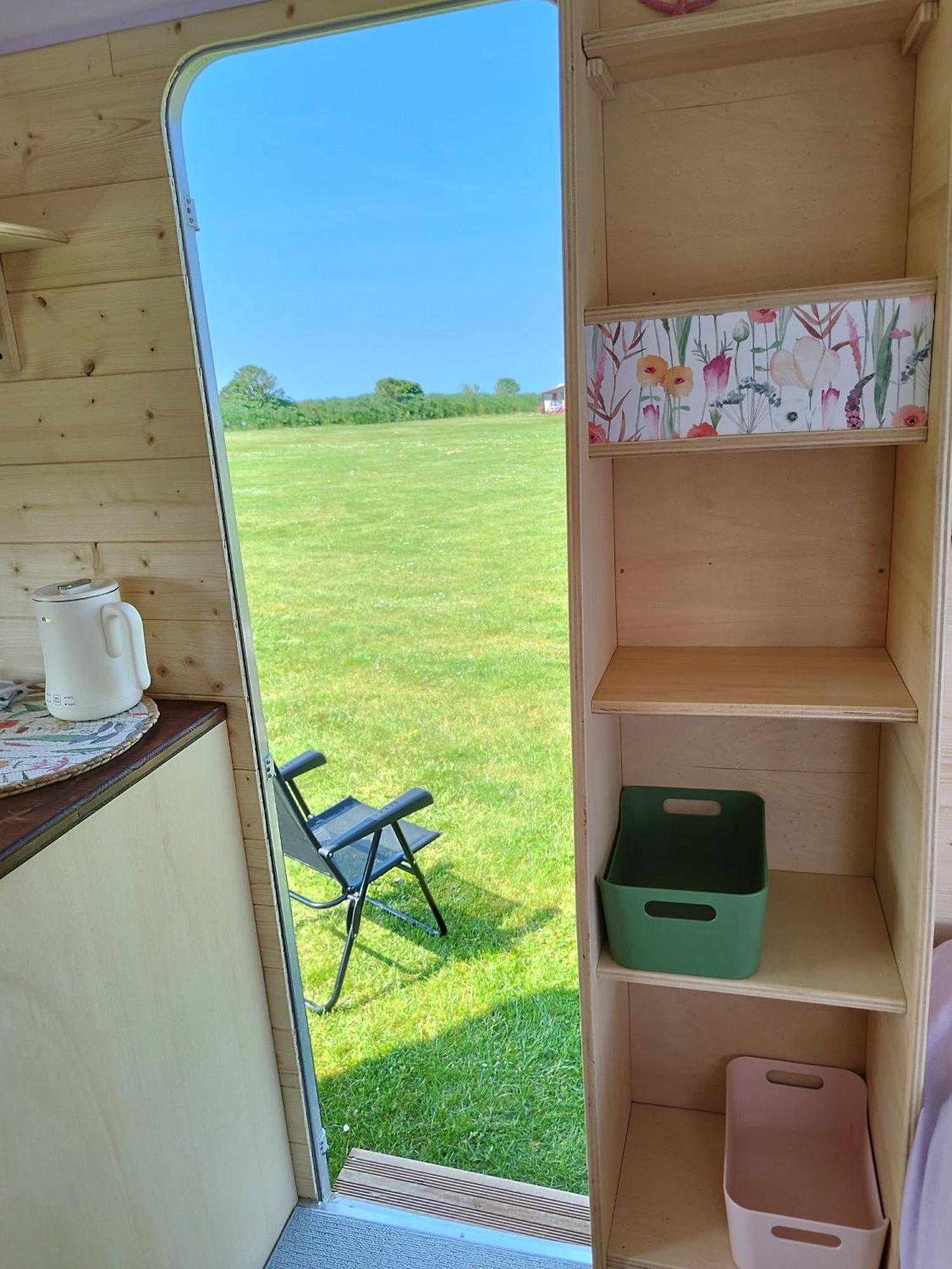 Camping Les Ronds Duval Face Aux Iles Anglo-Normandes Les Moitiers-d'Allonne Εξωτερικό φωτογραφία